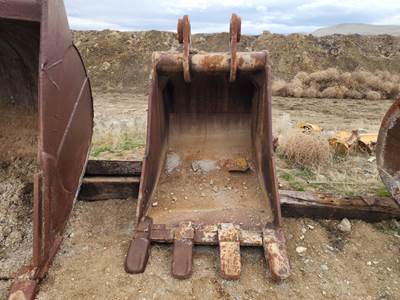 Caterpillar 48 Bucket