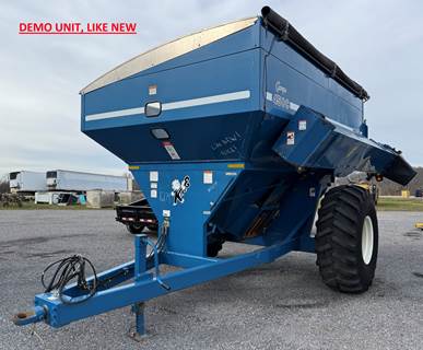 Kinze 450C Grain Cart