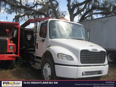 Freightliner M2 Grapple Truck