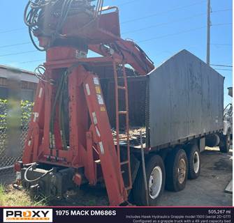 Mack DM686S Grapple Truck