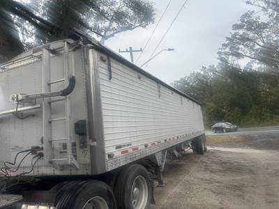 Timpte SUPER HOPPER Hopper / Grain Trailer