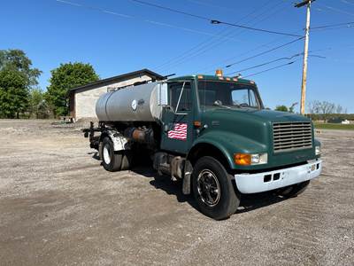 International 4700 Hot Oil / Asphalt Distributor Truck