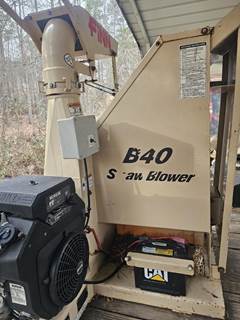 FINN B40 Hydroseeder / Straw Blower