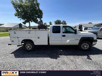 Chevrolet Silverado 1500 Mechanic / Service Truck