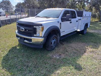 Ford F-450 Mechanic / Service Truck