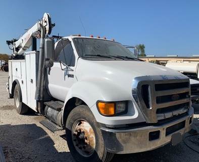 Ford F-750 Mechanic / Service Truck
