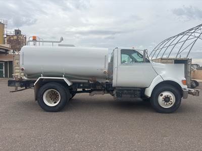 Ford F-750 Mechanic / Service Truck