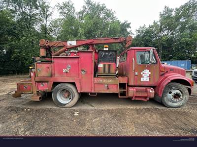International Mechanic / Service Truck