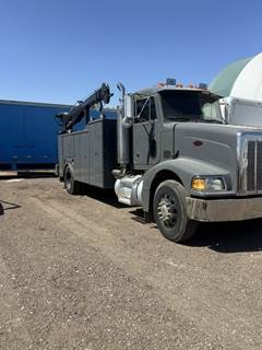 Peterbilt 385 Mechanic / Service Truck