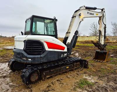 Bobcat E85 Compact Excavator