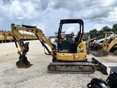 Caterpillar Mini Excavator