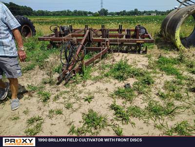 1990 BRILLION Field Cultivator With Front Discs