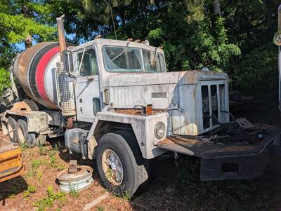 International F5070 Mixer / Ready Mix / Concrete Truck