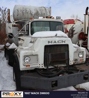 Mack DM600 Mixer / Ready Mix / Concrete Truck