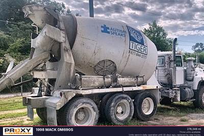Mack DM690S Mixer / Ready Mix / Concrete Truck