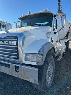 Mack Granite GU713 Mixer / Ready Mix / Concrete Truck