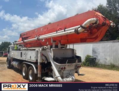 Mack MR688S Mixer / Ready Mix / Concrete Truck