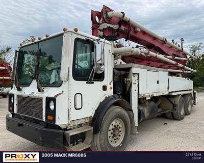 Mack MR688S Mixer / Ready Mix / Concrete Truck