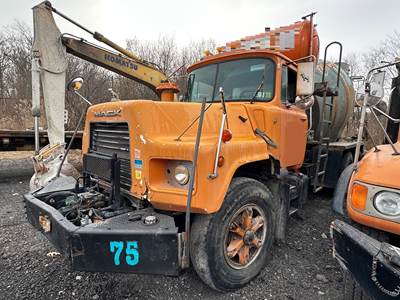 Mack Mixer / Ready Mix / Concrete Truck