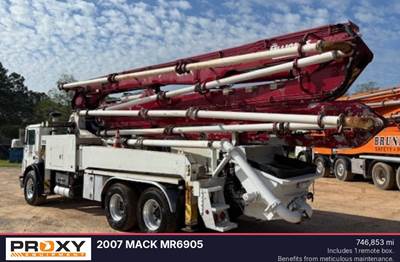 Mack Mixer / Ready Mix / Concrete Truck
