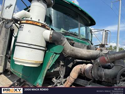 Mack RD600 Mixer / Ready Mix / Concrete Truck