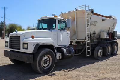 Mack RD690P Mixer / Ready Mix / Concrete Truck