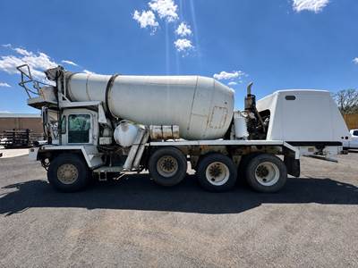 Oshkosh S2346 Mixer / Ready Mix / Concrete Truck