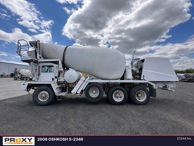 Oshkosh S2346 Mixer / Ready Mix / Concrete Truck