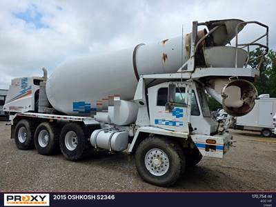 Oshkosh S2346 Mixer / Ready Mix / Concrete Truck