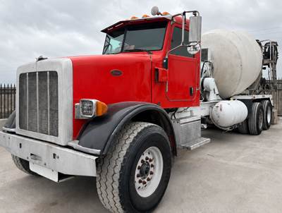Peterbilt 365 Mixer / Ready Mix / Concrete Truck