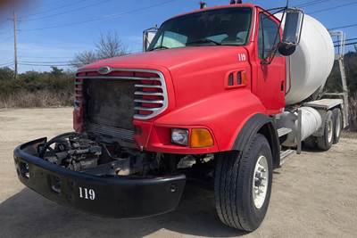 Sterling L9500 Mixer / Ready Mix / Concrete Truck