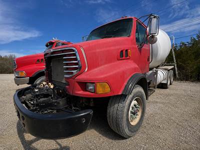 Sterling L9500 Mixer / Ready Mix / Concrete Truck