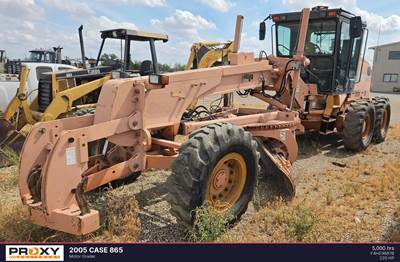 Case 865 Motor Grader