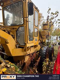 Champion 740 Motor Grader