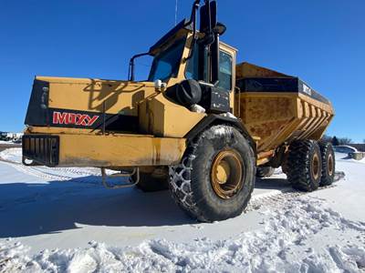 Moxy Off-Highway Truck