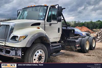 International 7600 Oil Field Truck