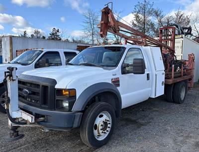 Ford F-550 Truck