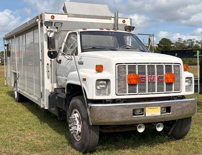 GMC C7500 Truck