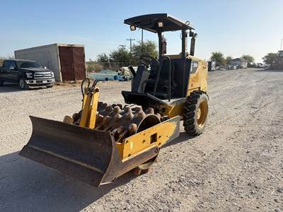 Caterpillar CP34 Padfoot Roller Compactor