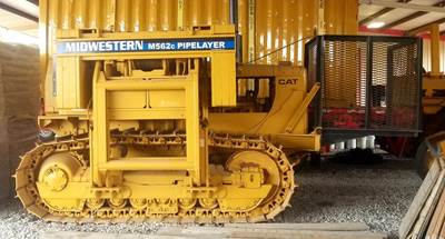Caterpillar M562C Pipelayer