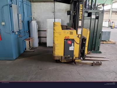 Hyster Pneumatic Tire Forklift