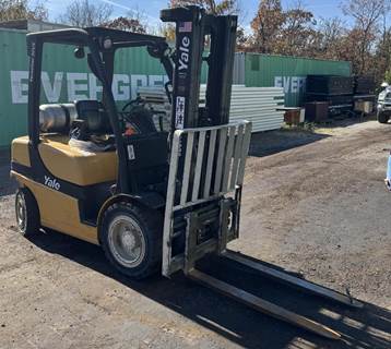 Yale Pneumatic Tire Forklift