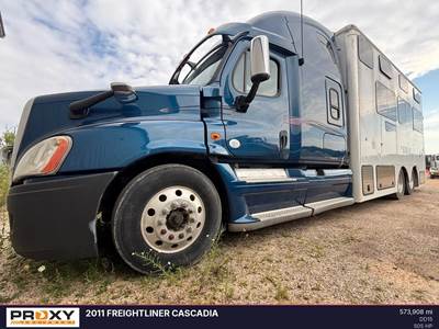 Freightliner Cascadia RV