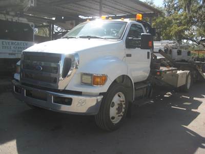 Ford F-650 XLT Rollback Tow Truck