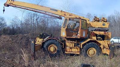 Grove RT620S Rough Terrain Crane