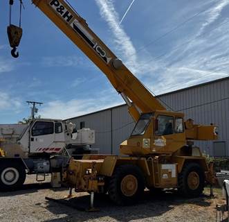 P&H OMEGA 15 Rough Terrain Crane