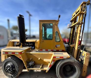 Wiggins Rough Terrain Forklift