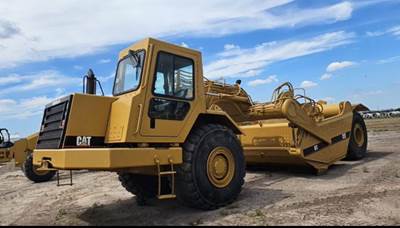 Caterpillar 611 Scraper