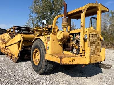 Caterpillar 613 Scraper