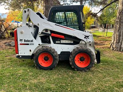 Bobcat S570 Mini Skid Steer